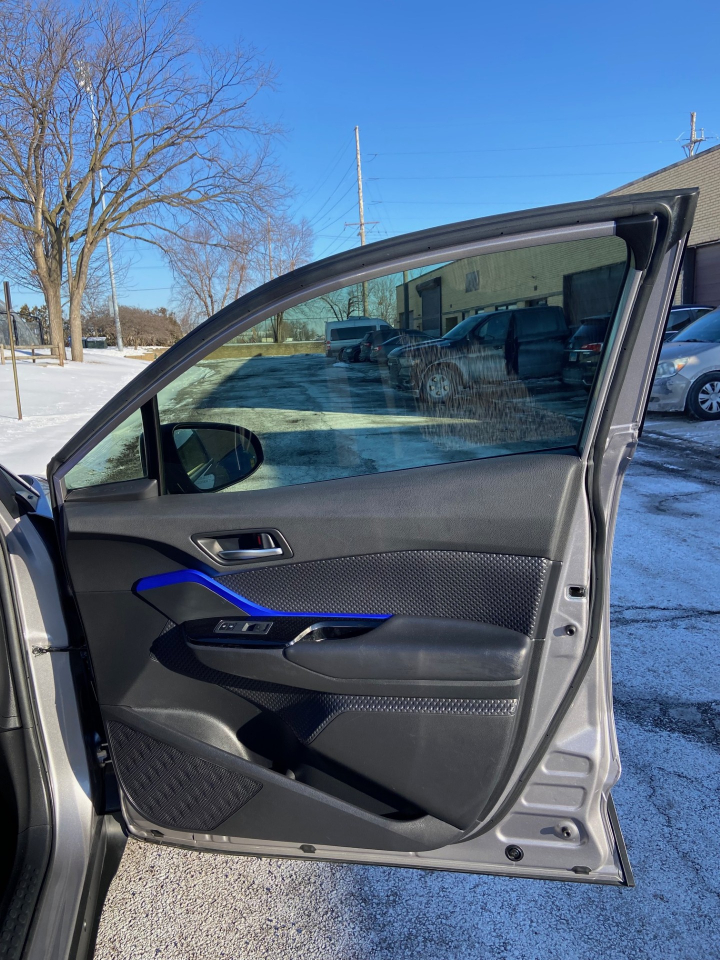 Toyota C-HR XLE 2020