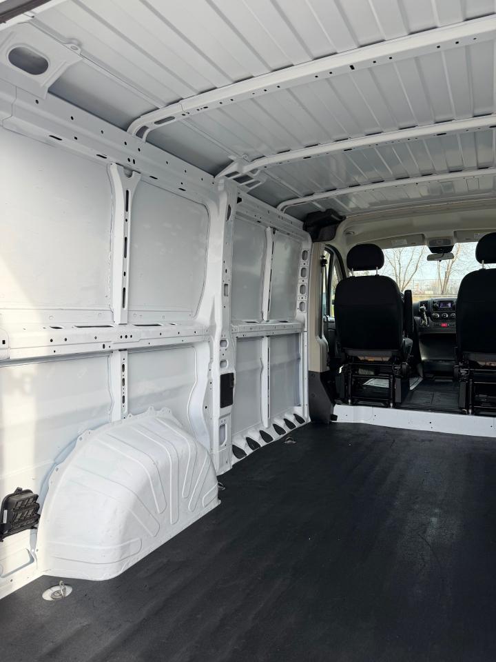 RAM Promaster 1500 Low Roof 136-in. WB 2020