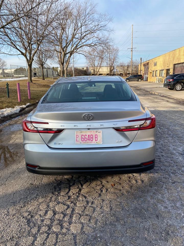 Toyota Camry Hybrid LE 2025