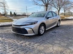 2025 Toyota Camry Hybrid 