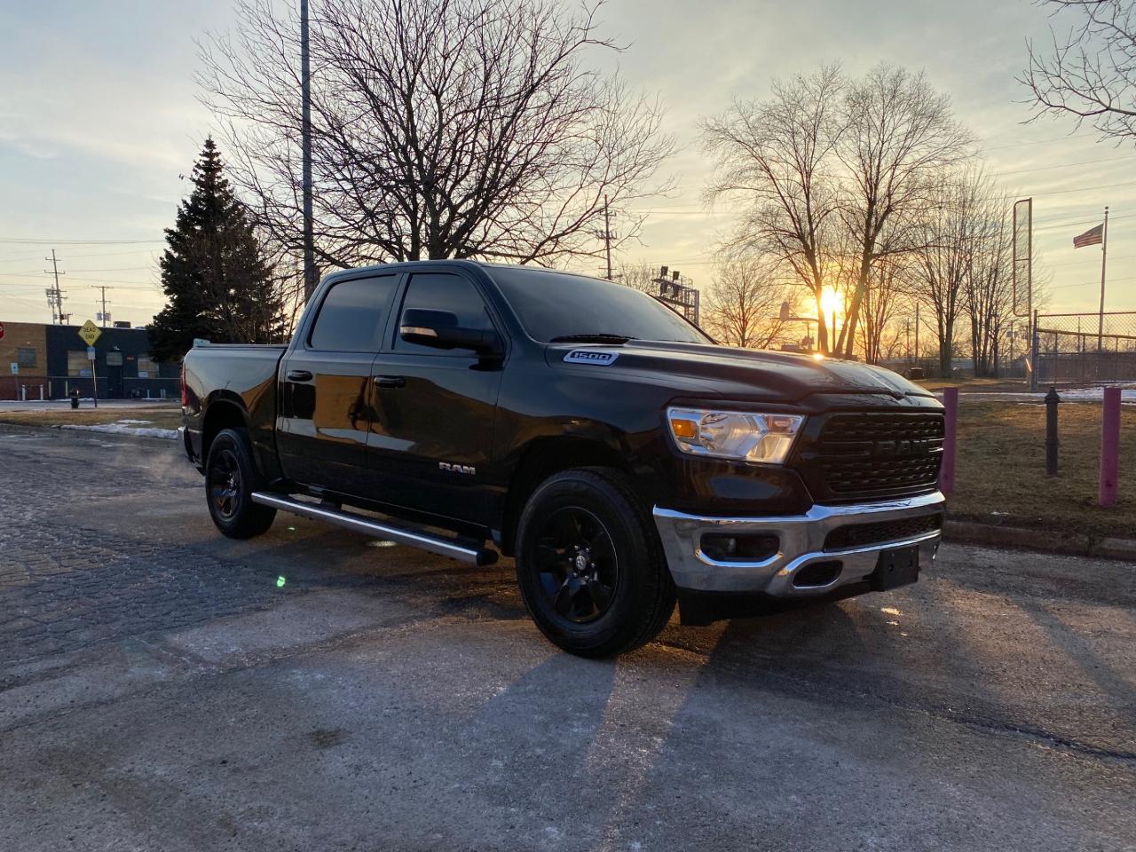 RAM 1500 Big Horn Crew Cab SWB 4WD 2021