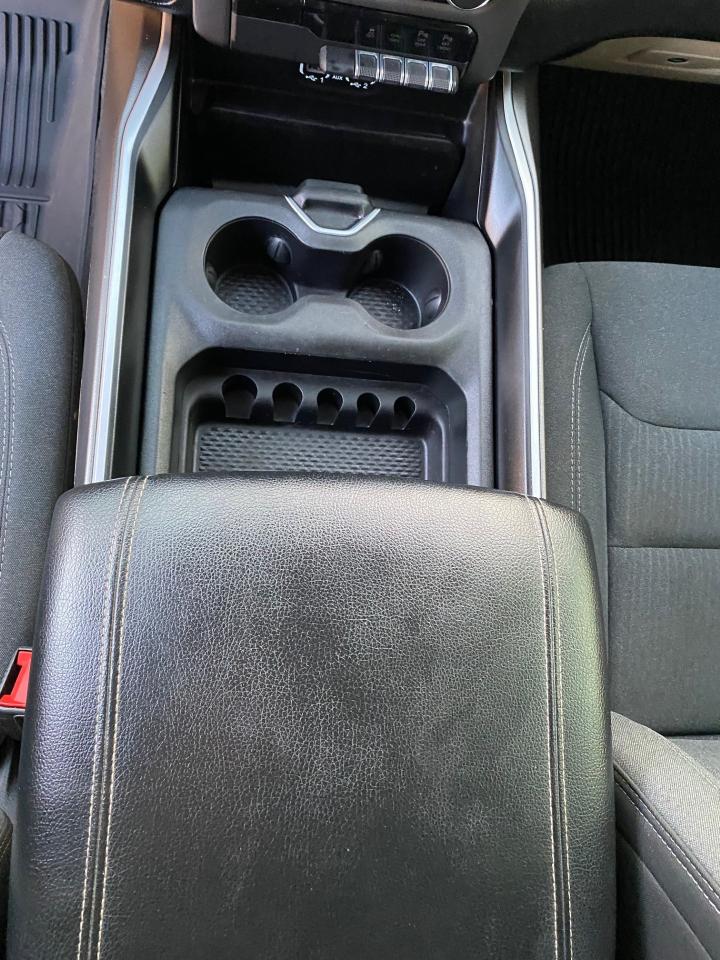 RAM 1500 Big Horn Crew Cab SWB 4WD 2021