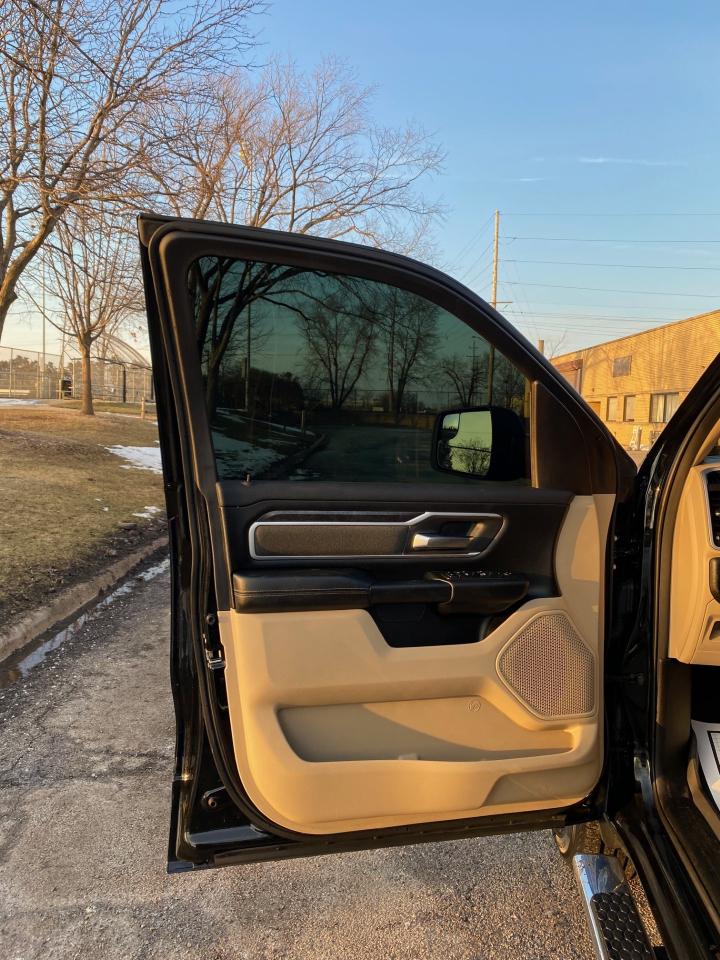 RAM 1500 Big Horn Crew Cab SWB 4WD 2021