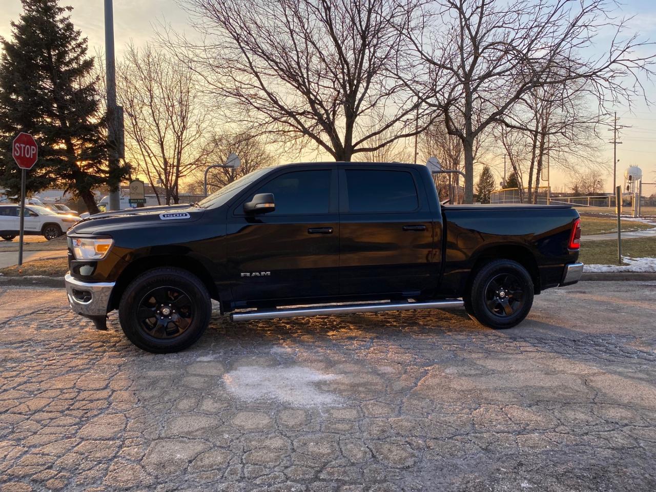 RAM 1500 Big Horn Crew Cab SWB 4WD 2021