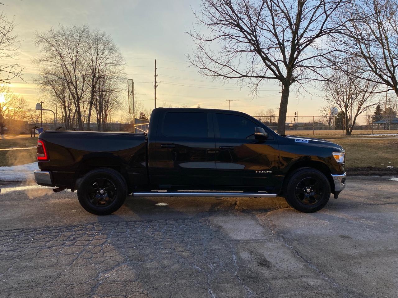 RAM 1500 Big Horn Crew Cab SWB 4WD 2021