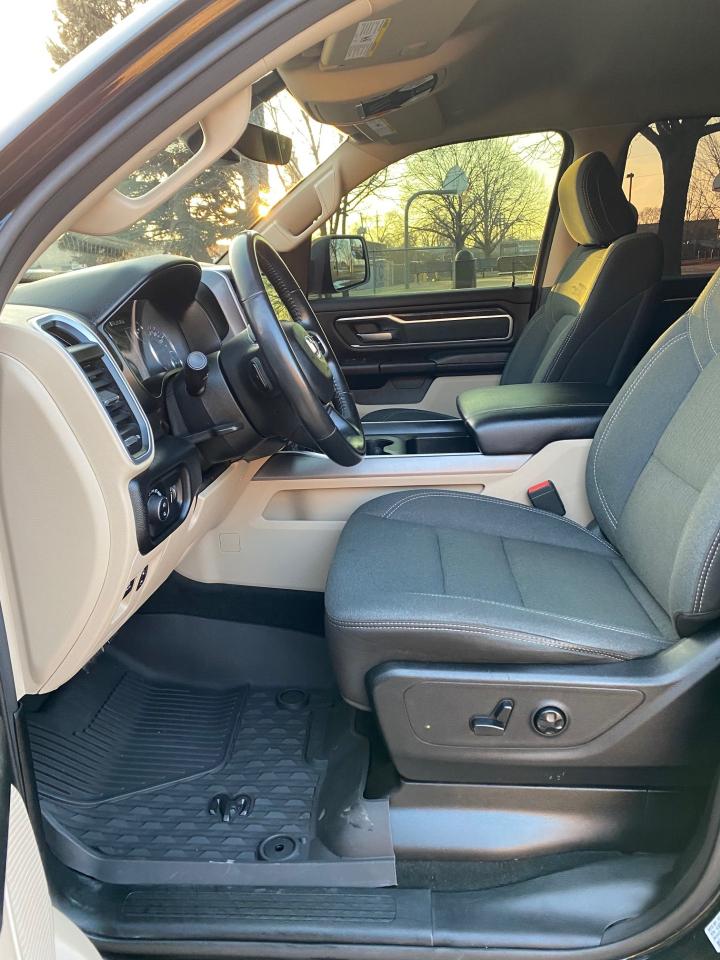 RAM 1500 Big Horn Crew Cab SWB 4WD 2021