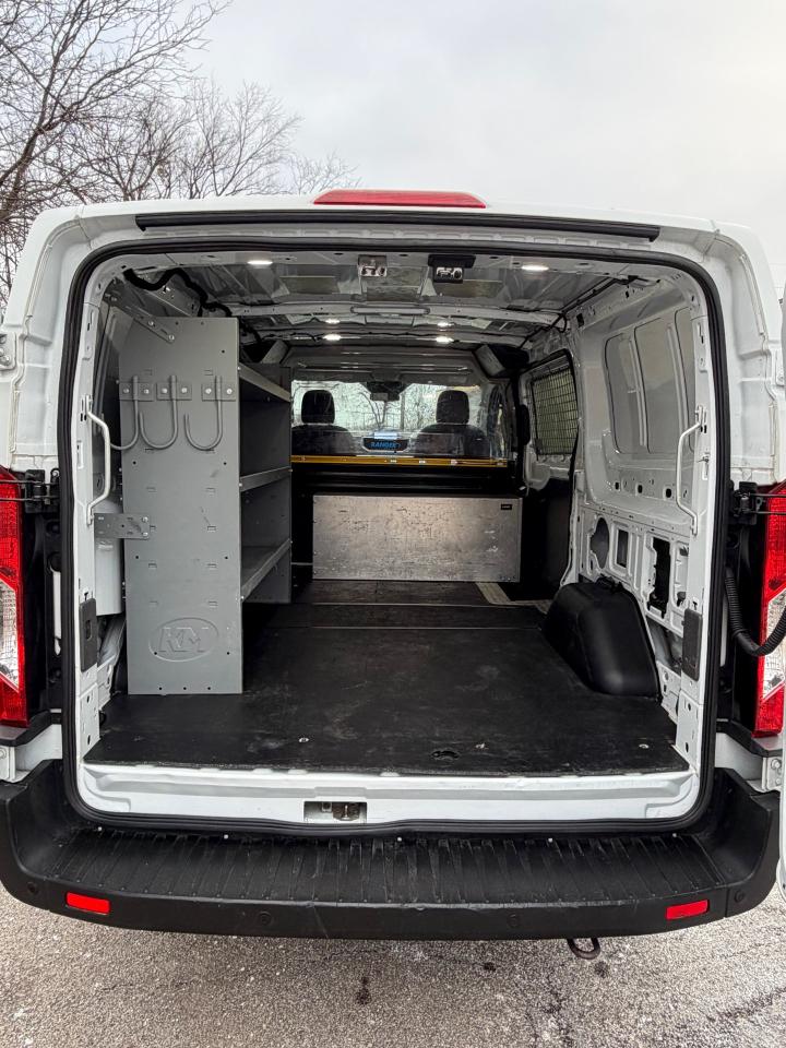 Ford Transit 250 Van Low Roof w/Sliding Pass. 130-in. WB 2020