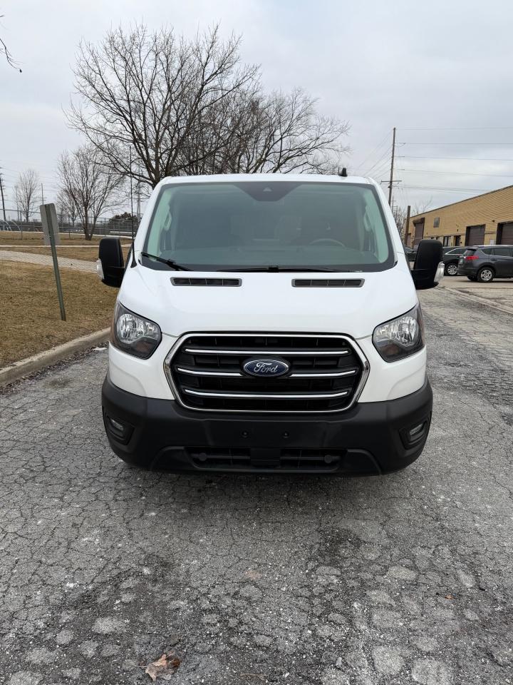 Ford Transit 250 Van Low Roof w/Sliding Pass. 130-in. WB 2020