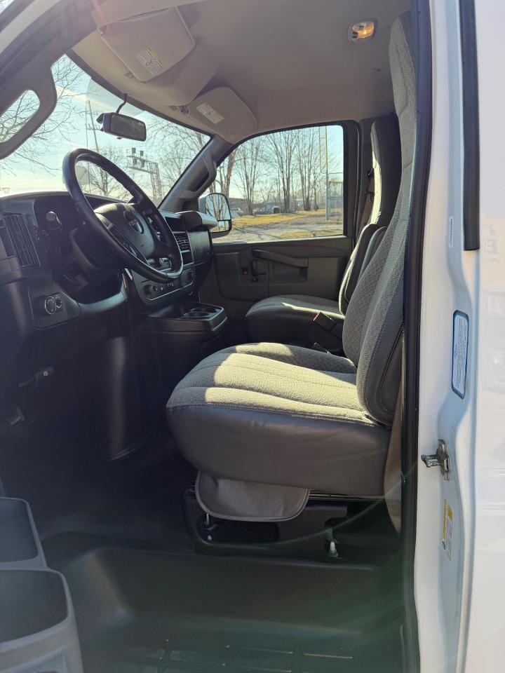 GMC Savana G2500 Cargo 2022