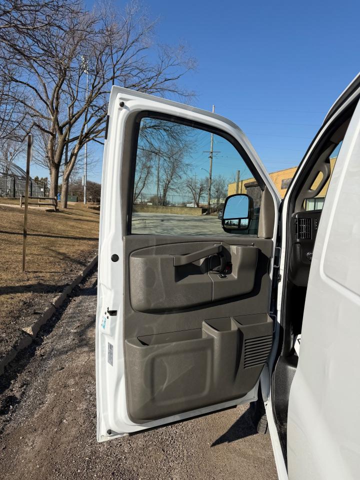 GMC Savana G2500 Cargo 2022