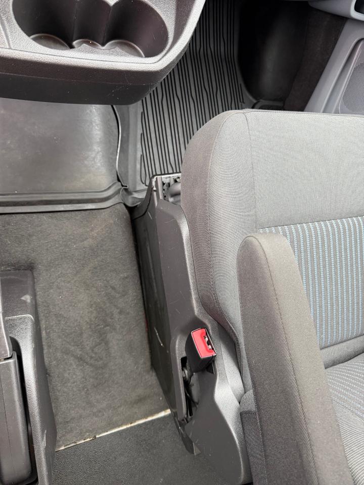 Ford Transit 150 Wagon Med. Roof XLT w/Sliding Pass. 130-in. WB 2019