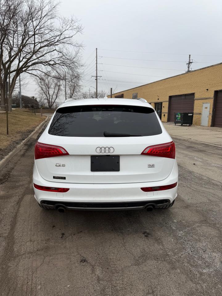 Audi Q5  2011