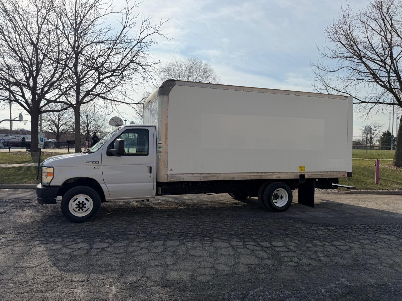Ford Econoline E350 2019