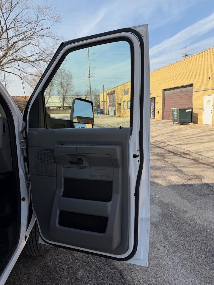 Ford Econoline E350 2019