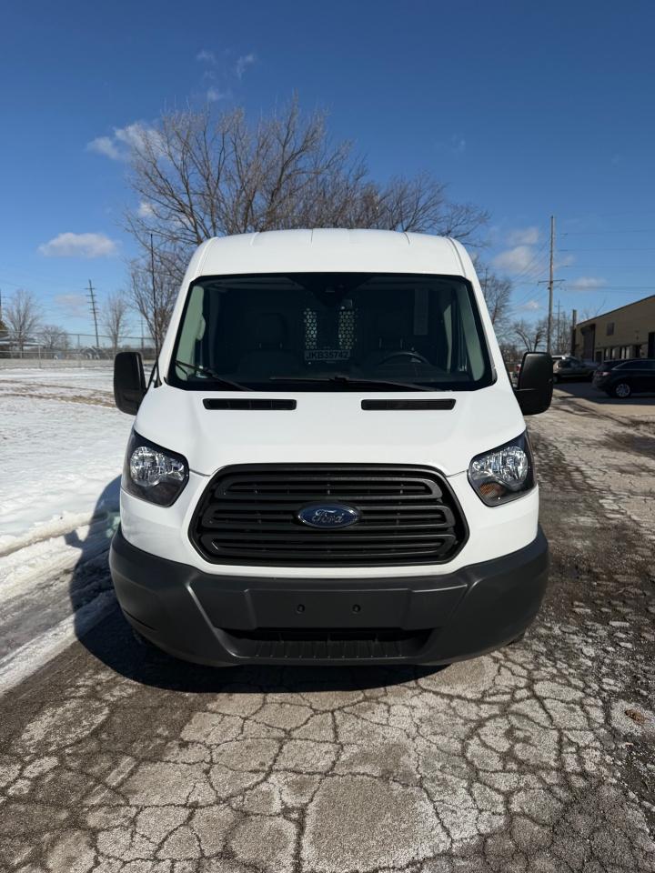Ford Transit 350 Van Med. Roof w/Sliding Pass. 148-in. WB 2018