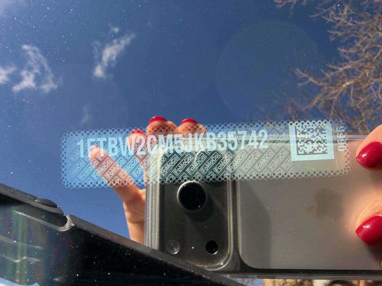 Ford Transit 350 Van Med. Roof w/Sliding Pass. 148-in. WB 2018