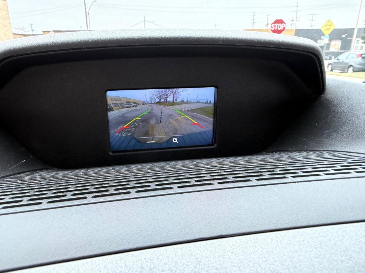 Ford Transit 150 Van Low Roof w/Sliding Pass. 130-in. WB 2018