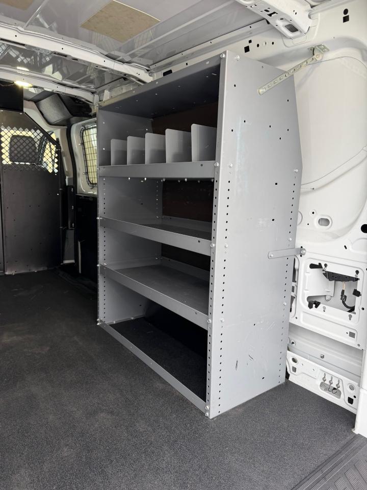 Ford Transit 150 Van Low Roof 60/40 Pass. 130-in. WB 2016