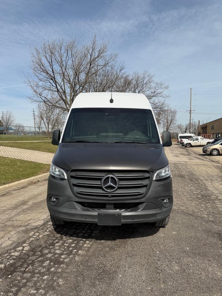 Mercedes-Benz Sprinter 2500 170-in. WB 2024