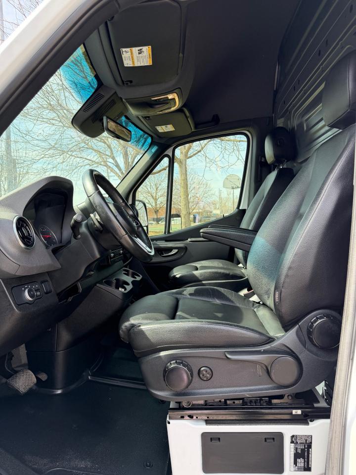 Mercedes-Benz Sprinter 2500 170-in. WB 2024