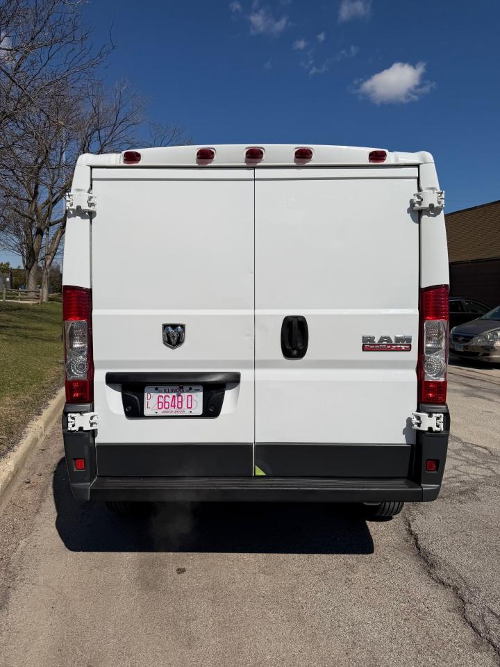 RAM Promaster 1500 Low Roof Tradesman 118-in. WB 2014