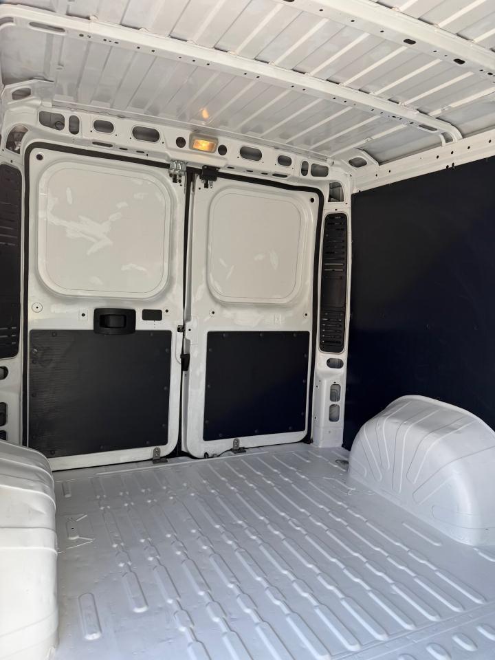 RAM Promaster 1500 Low Roof Tradesman 118-in. WB 2014