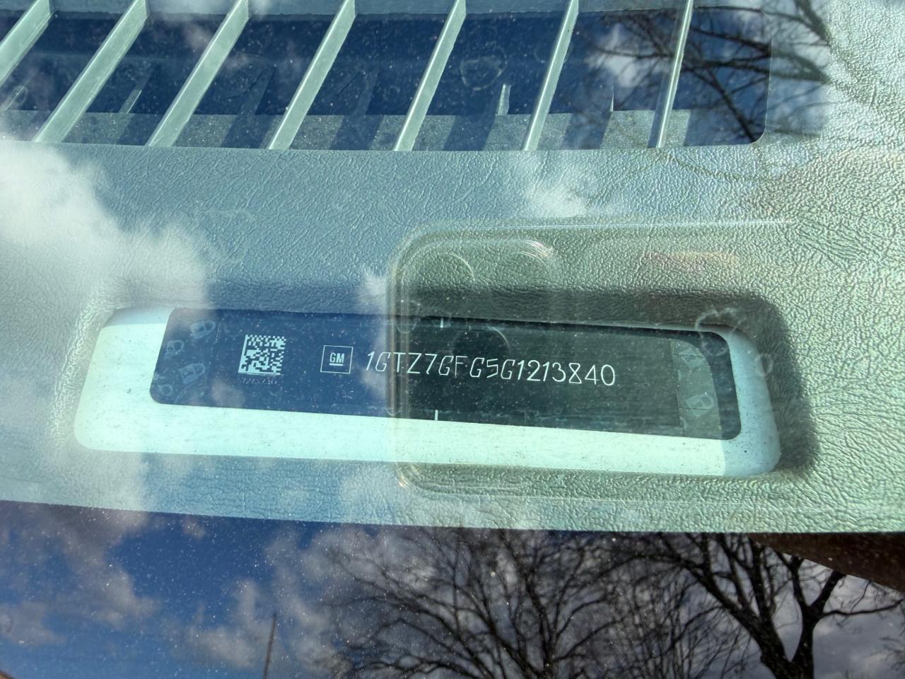 GMC Savana G3500 Cargo 2016