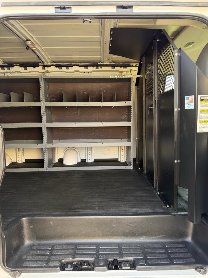 GMC Savana G2500 Extended Cargo 2017