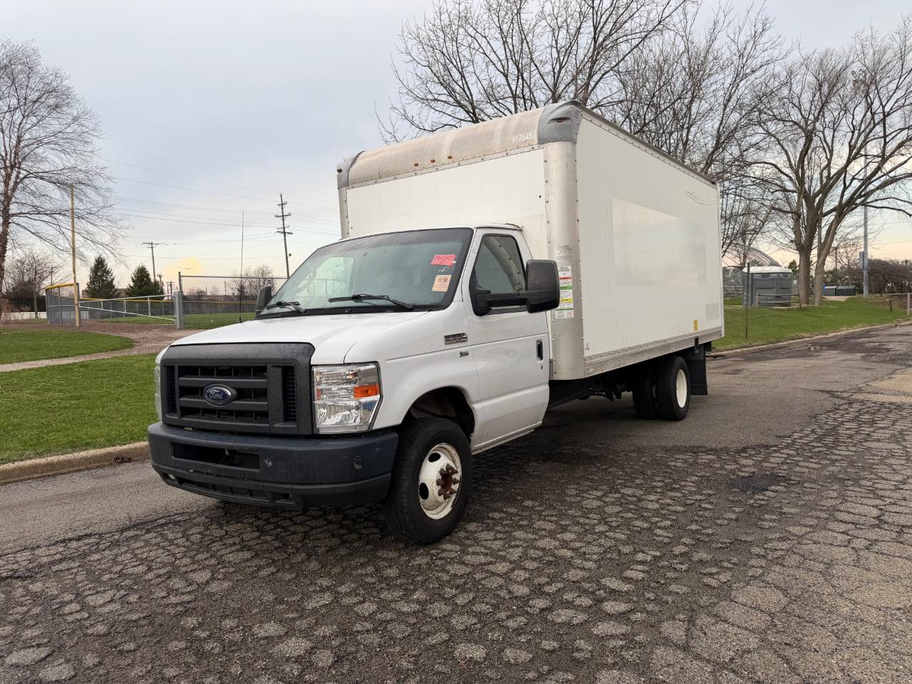 2019 Ford E-Series Cutaway Base