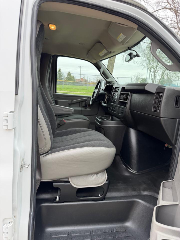 GMC Savana G2500 Cargo 2020