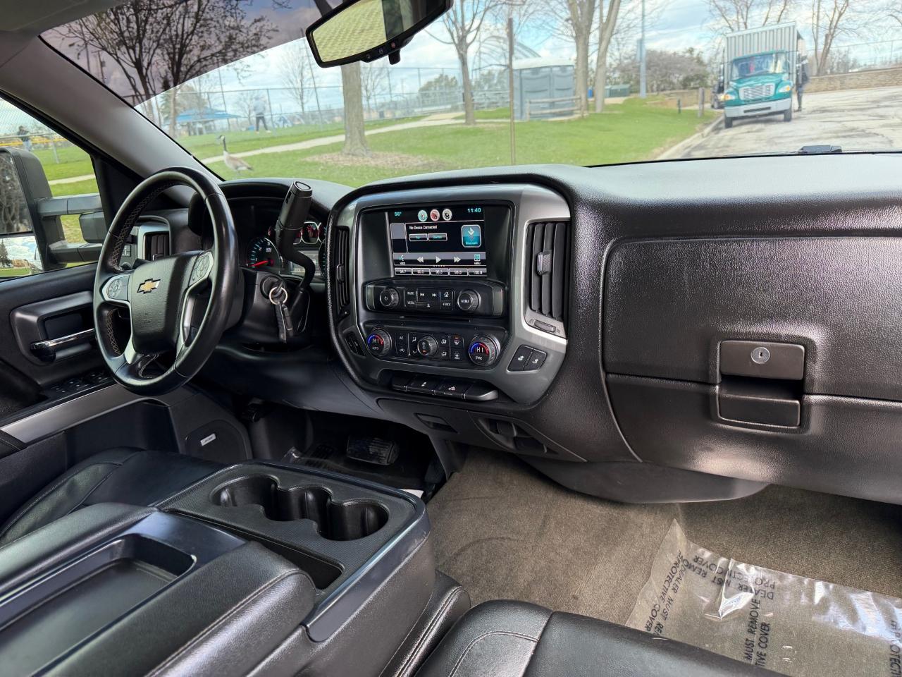 Chevrolet Silverado 1500 LT Crew Cab 4WD 2015