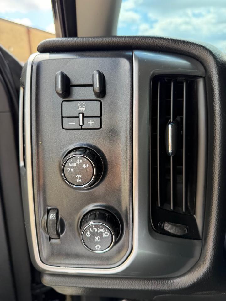 Chevrolet Silverado 1500 LT Crew Cab 4WD 2015