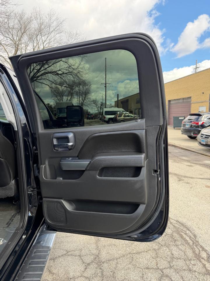 Chevrolet Silverado 1500 LT Crew Cab 4WD 2015