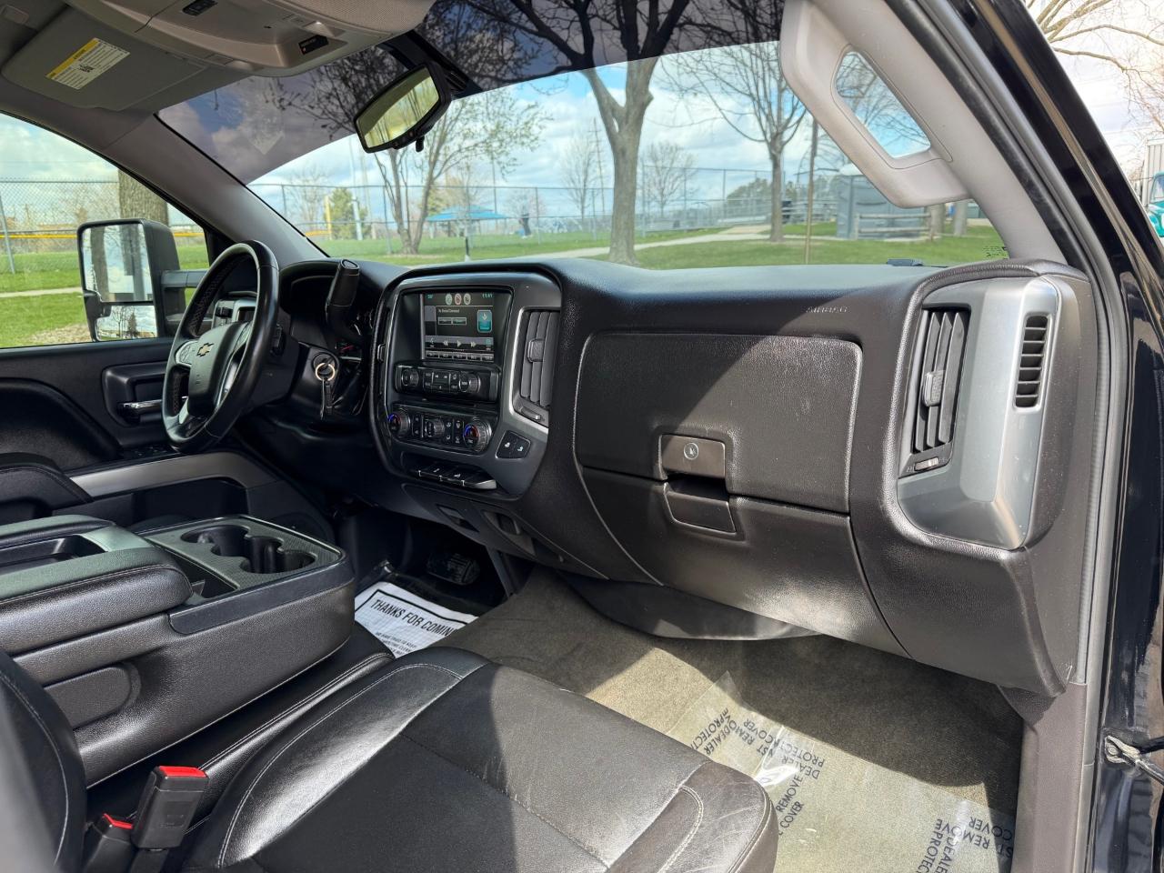 Chevrolet Silverado 1500 LT Crew Cab 4WD 2015