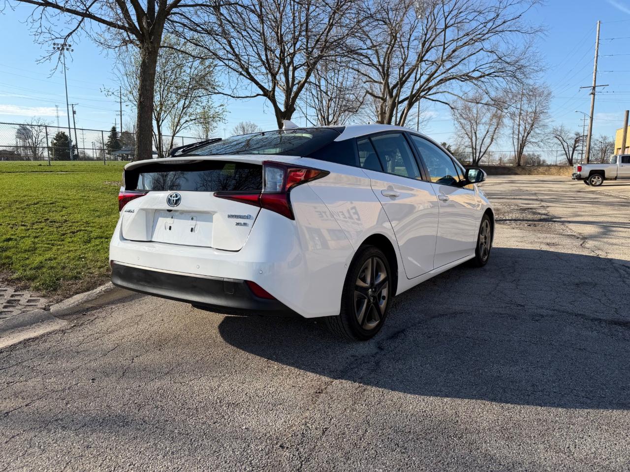 Toyota Prius XLE 2019