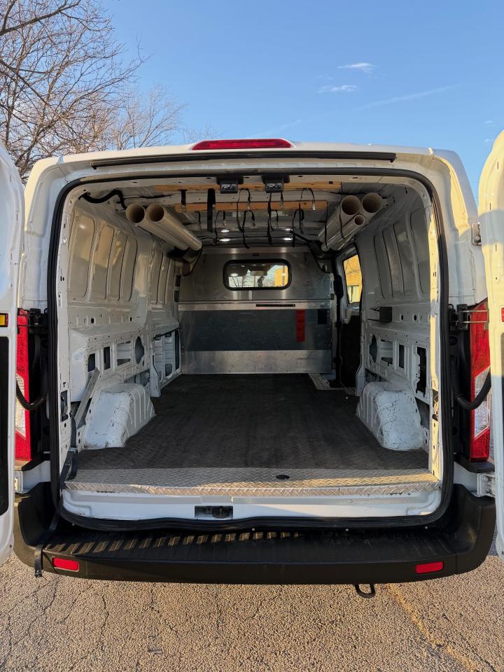 Ford Transit 150 Van Low Roof w/Sliding Pass. 148-in. WB 2021