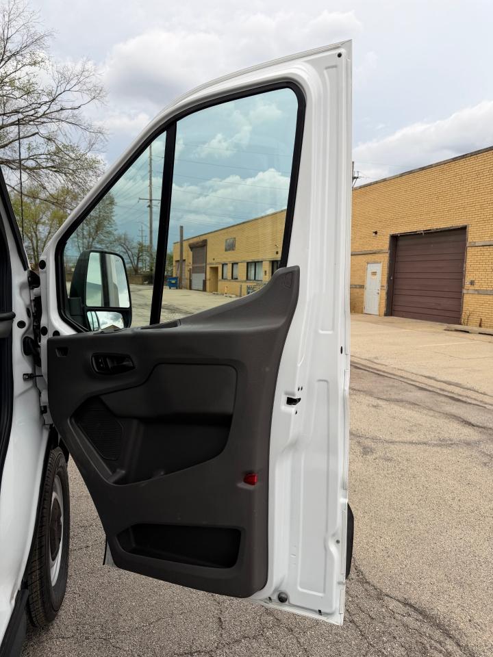 Ford Transit  2021