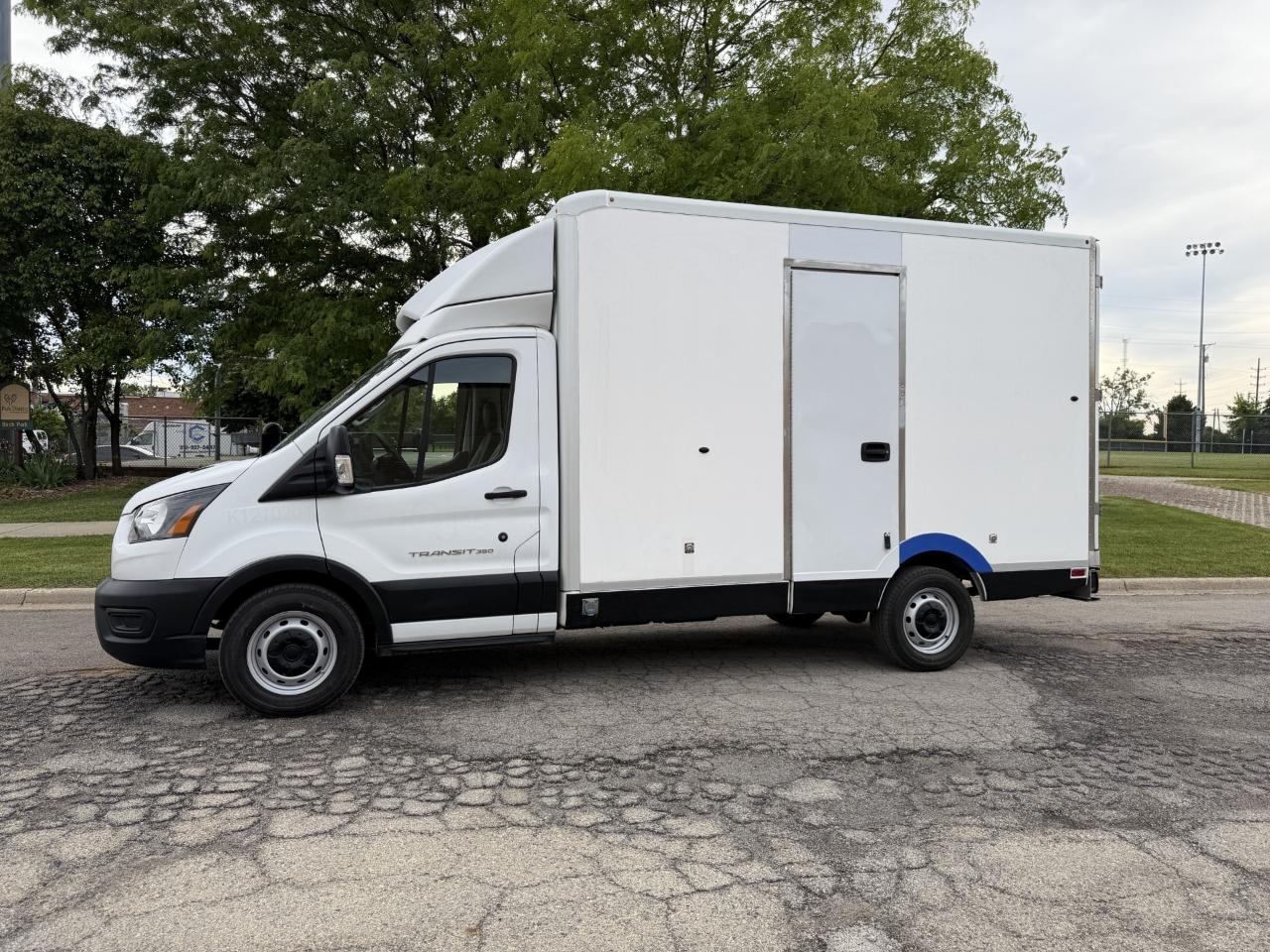 Ford Transit  2021