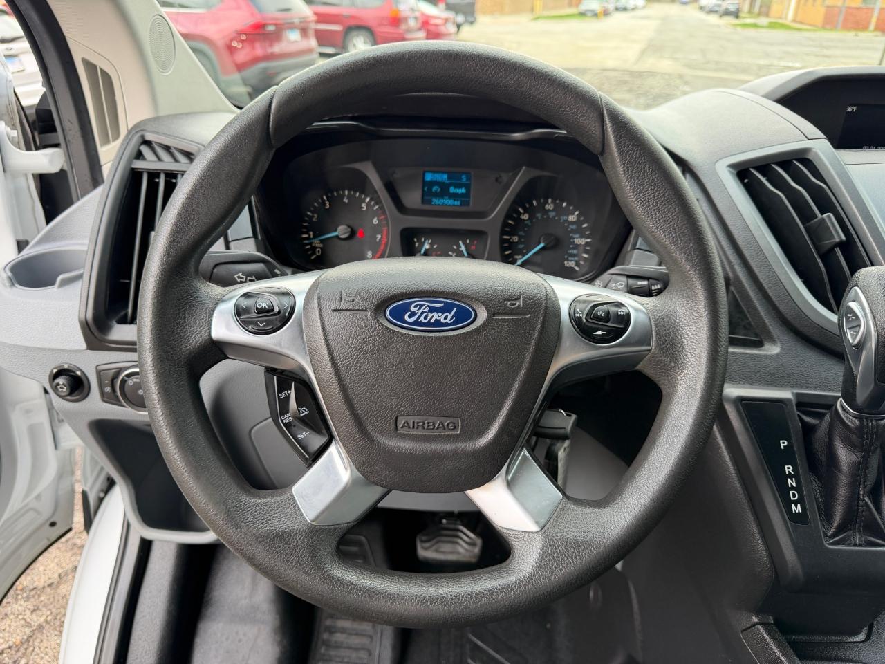 Ford Transit 250 Van High Roof w/Sliding Pass. 148-in. WB 2018