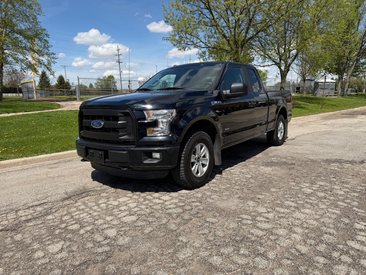 Ford F-150 XL SuperCab 6.5-ft. Bed 4WD 2016