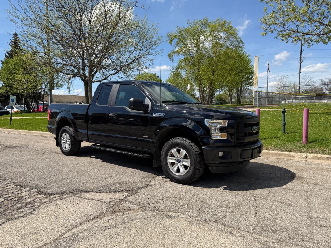 Ford F-150 XL SuperCab 6.5-ft. Bed 4WD 2016