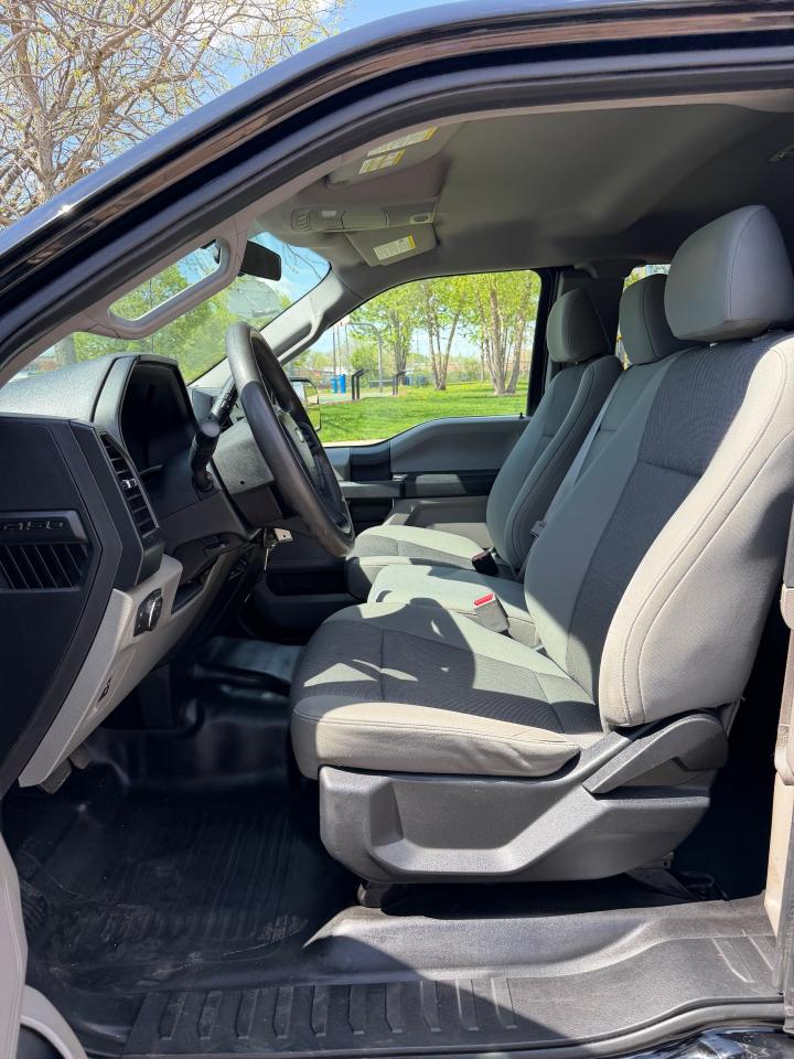 Ford F-150 XL SuperCab 6.5-ft. Bed 4WD 2016