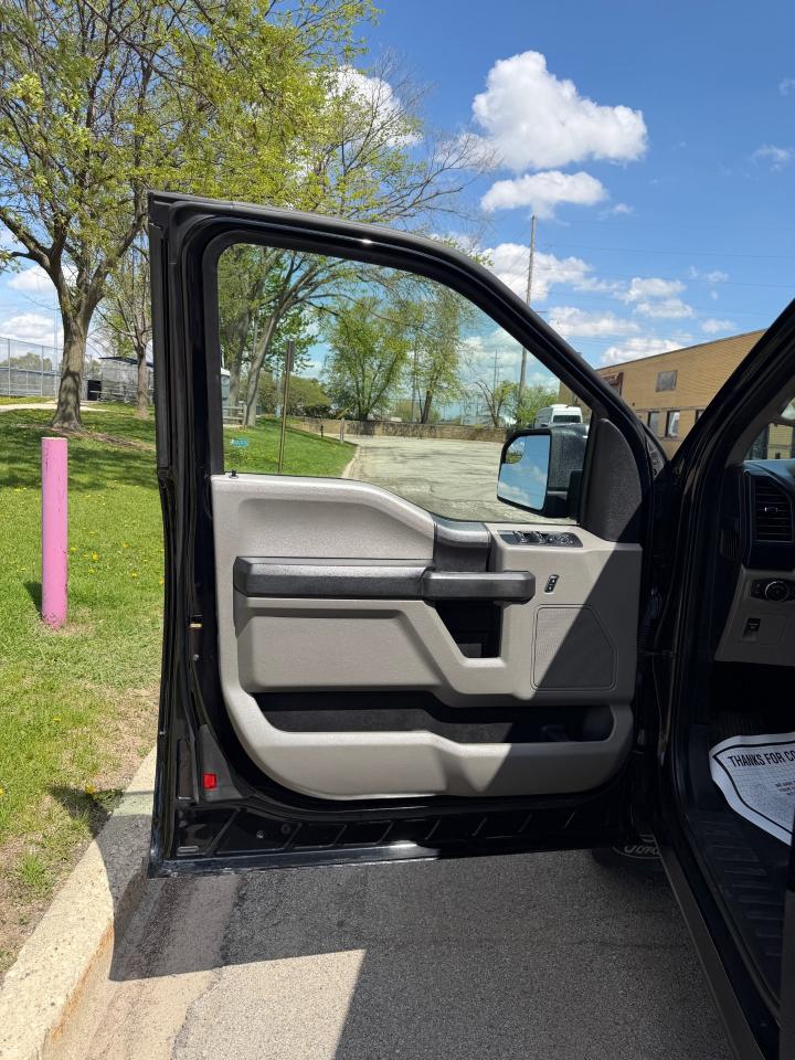 Ford F-150 XL SuperCab 6.5-ft. Bed 4WD 2016