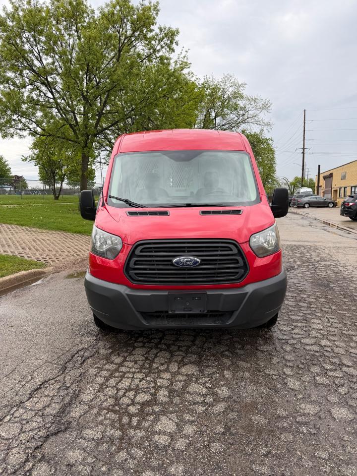 Ford Transit 150 Van Med. Roof w/Sliding Pass. 148-in. WB 2015