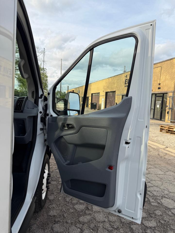 Ford Transit T-350 HD DRW 2018