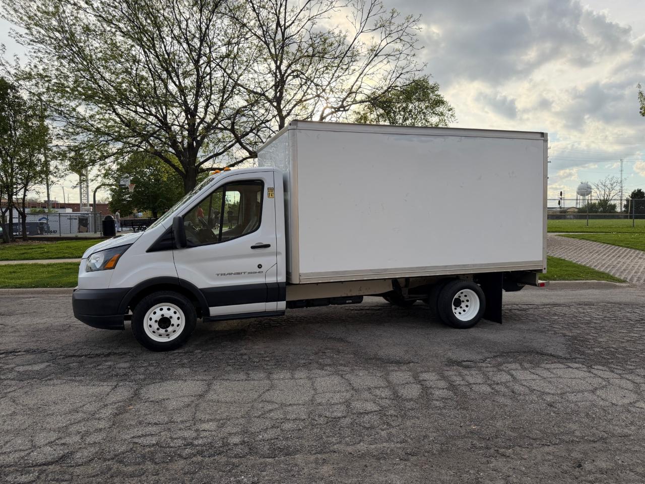 Ford Transit T-350 HD DRW 2018