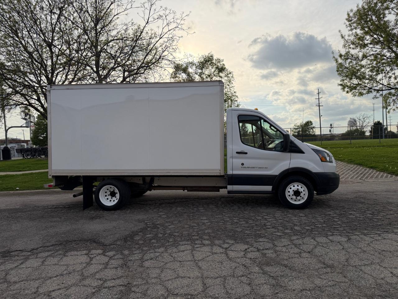 Ford Transit T-350 HD DRW 2018