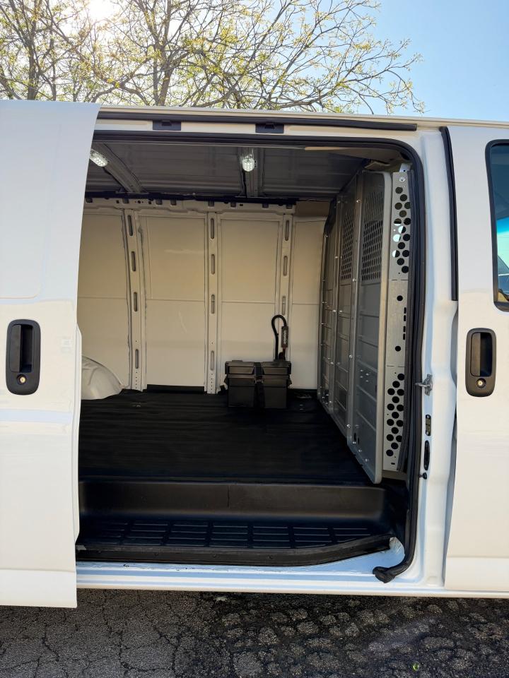 Chevrolet Express 2500 Cargo 2021