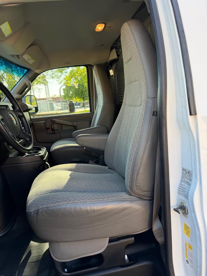 Chevrolet Express 2500 Cargo 2021