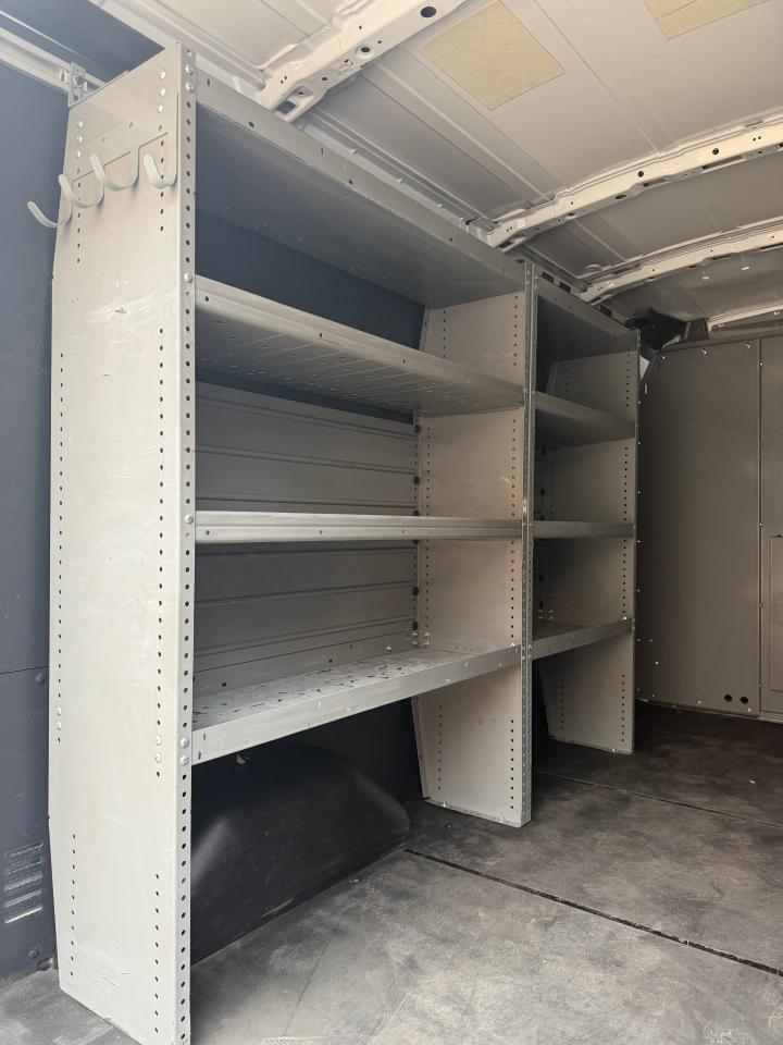 Ford Transit 350 Van Med. Roof w/Sliding Pass. 148-in. WB 2019